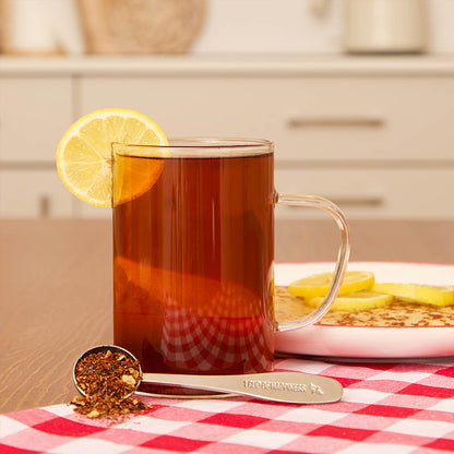 lemugar pancakes hot tea with pancakes